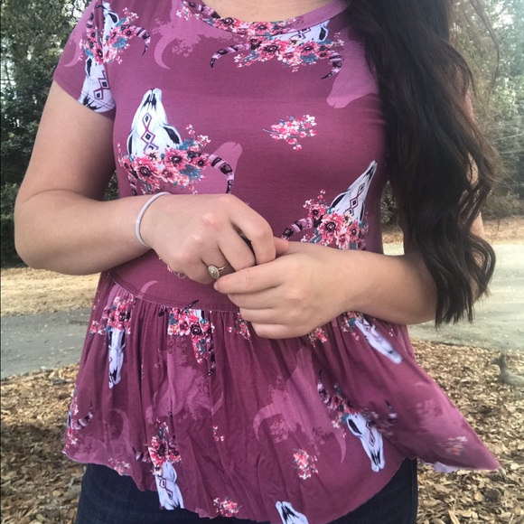 << Burgundy Steer Skull Country Chic Boho Shirt >> - Picture 3 of 4